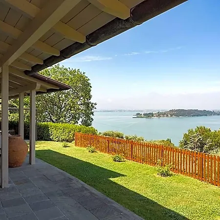 Otel In With View Pool