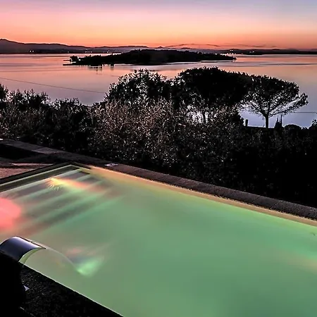 Hotel In With View Pool 3*